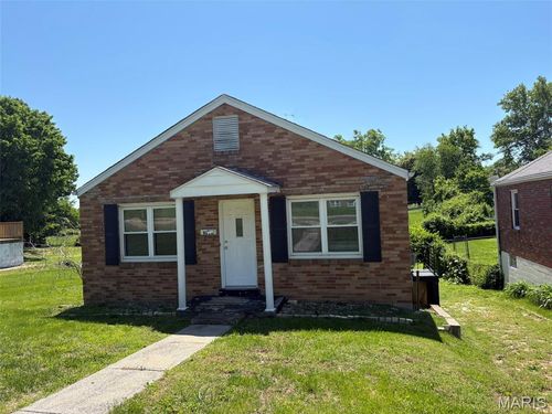 8816 Cozens Ave, Jennings, MO, 63136-3920 | Card Image