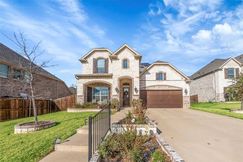2218 Christopher Ln, Euless, TX, 76040-5774 | Card Image