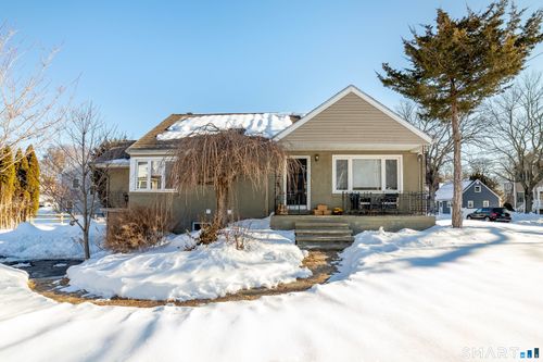 36 Weybosset St, Shelton, CT, 06484-4041 | Card Image