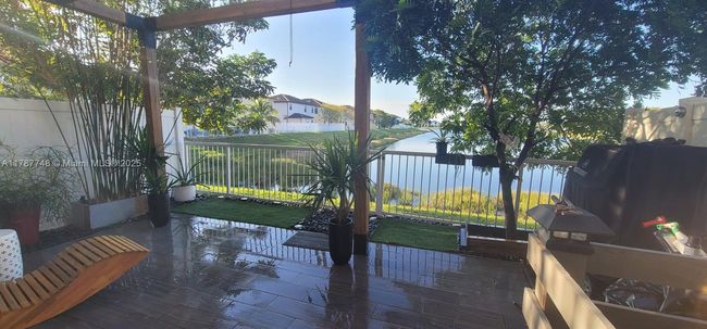 3445 W 92 Nd Pl, Townhouse with 3 bedrooms, 3 bathrooms and null parking in Hialeah FL | Image 7