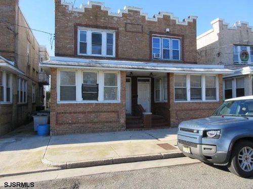352 N Connecticut Ave, Atlantic City, NJ, 08401-2758 | Card Image