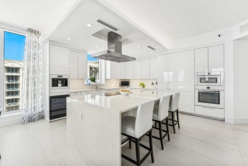 17-c-3730 N Ocean Dr, Riviera Beach, FL, 33404-3283 | Card Image