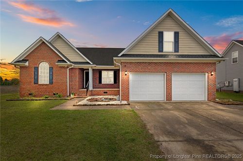 5841 Blue Sky Ln, Hope Mills, NC, 28348-9615 | Card Image