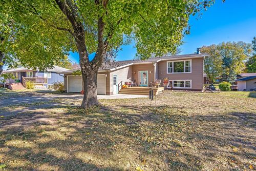 302 N Manyaska St, Sherburn, MN, 56171-1066 | Card Image