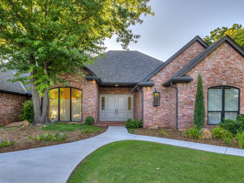 Oak Forest Dr, Edmond, OK 73025