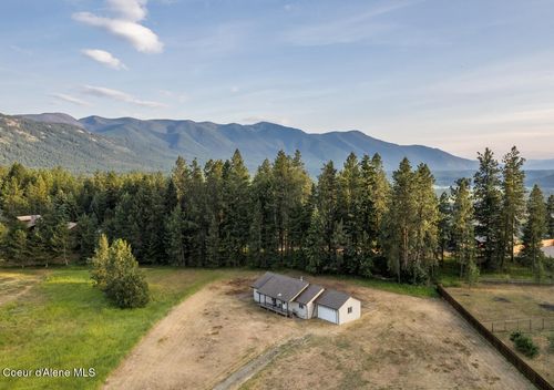 156 Promise Ln, Moyie Springs, ID, 83845-5168 | Card Image
