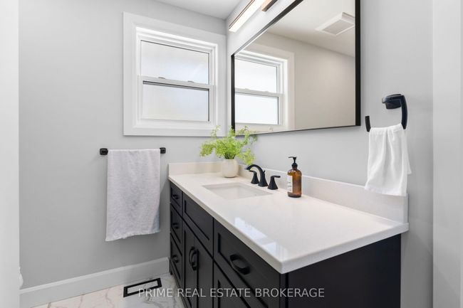 320 Marlborough St, House other with 4 bedrooms, 3 bathrooms and 2 parking in Exeter ON | Image 23