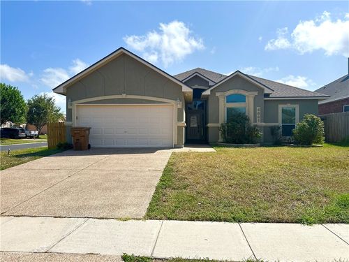 6841 Wall St, Corpus Christi, TX, 78414-3576 | Card Image