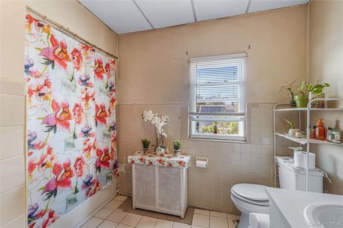 90 Francis Lewis Blvd, Queens Village, NY, 11428-1069 | Card Image