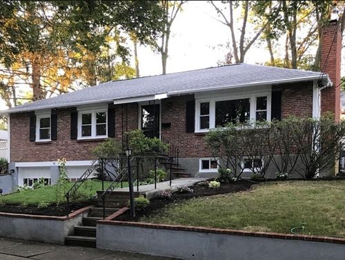 sf-43 Kendall Rd, Newton, MA, 02459 | Card Image