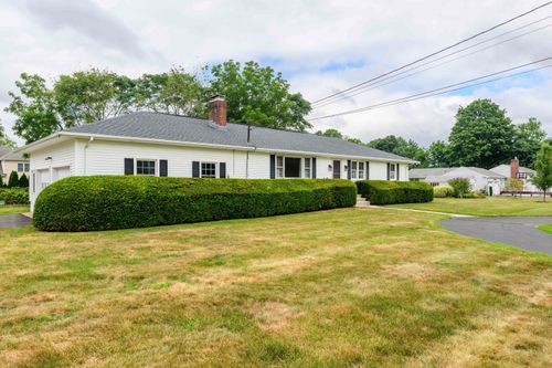 124 Warner Rd, North Haven, CT, 06473-3538 | Card Image