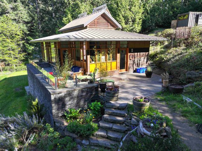 276 Porter Road, House other with 1 bedrooms, 2 bathrooms and null parking in Mayne Island BC | Image 8