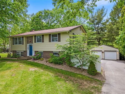153 Harshaville Rd, Clinton, PA, 15026-1422 | Card Image