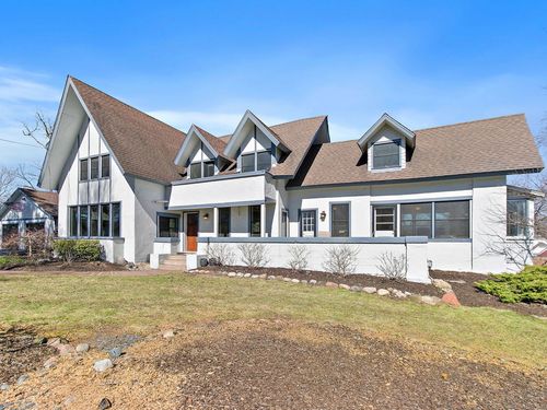 6610 Hillside Rd, Crystal Lake, IL, 60012-3228 | Card Image