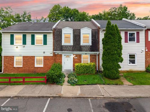 7627 Glenolden Pl, MANASSAS, VA, 20111-1608 | Card Image