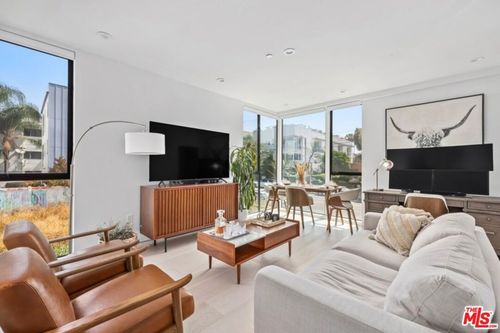 1243 N Gower St, Los Angeles, CA, 90004-3829 | Card Image