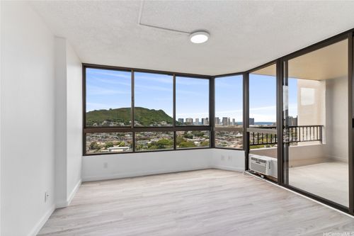2206-55 S Judd St, Honolulu, HI, 96817-2631 | Card Image