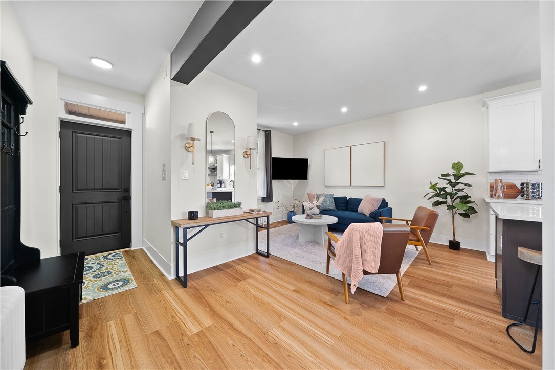 Residential in Banksville/Westwood 3