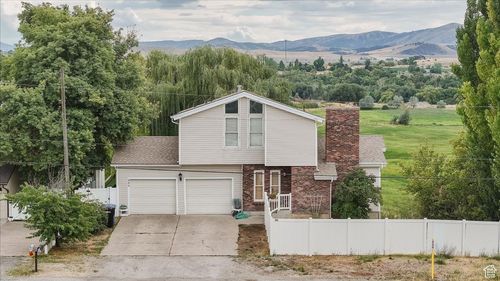 885 Highway 101, Hyrum, UT, 84319-1043 | Card Image