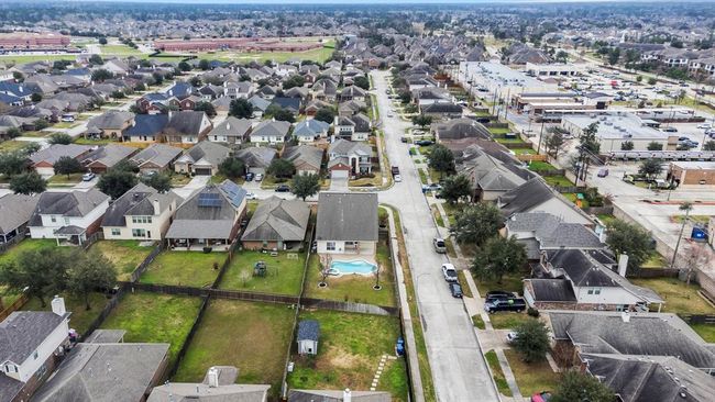 2803 Lockeridge Place Dr, House other with 6 bedrooms, 3 bathrooms and 2 parking in Spring TX | Image 48