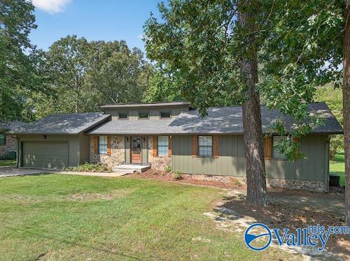 208 Seville Ln, Rainbow City, AL, 35906-6642 | Card Image