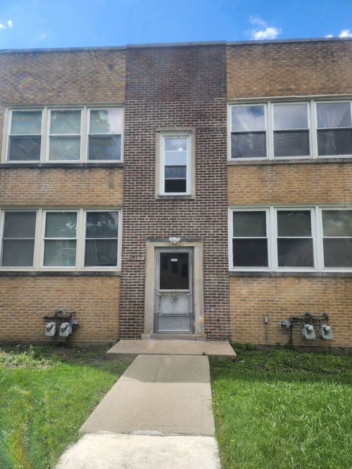 apt-2a-8030 Kenton Ave, Skokie, IL, 60076-3151 | Card Image