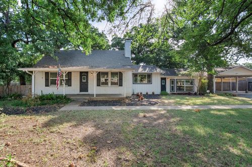 1512 Cardinal Rd, Mansfield, TX, 76063-6307 | Card Image