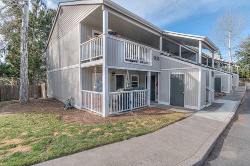 1-1439 Nw Juniper St, Bend, OR, 97703-1598 | Card Image