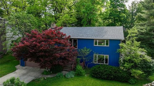 3379 Smith Rd, Fairlawn, OH, 44333-3005 | Card Image
