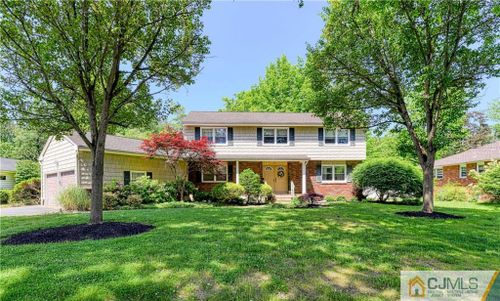 15 Sussex Rd, East Brunswick, NJ, 08816-3245 | Card Image