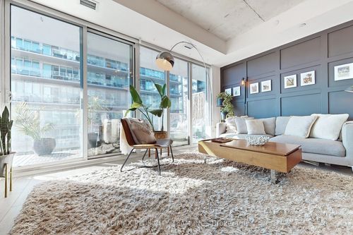 807-25 Baseball Pl, Toronto, ON, M4M0E7 | Card Image