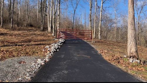 426 Rock House Hollow Rd, Westmoreland, TN, 37186-4907 | Card Image