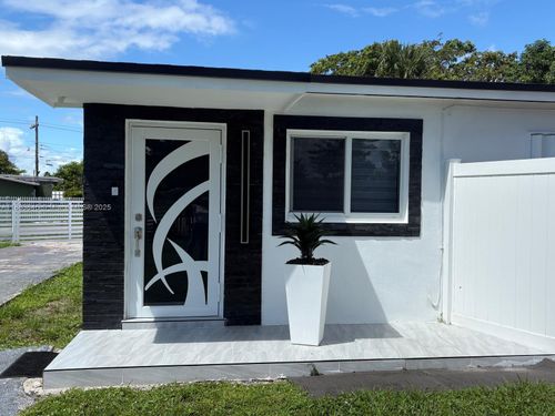 3361 Nw 207th St, Miami Gardens, FL, 33056-1357 | Card Image