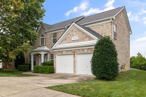 9737 Jupiter Forest Dr, Brentwood, TN, 37027-8346 | Card Image