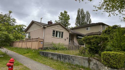 2306 Rupert St, Vancouver, BC, V5M3T1 | Card Image