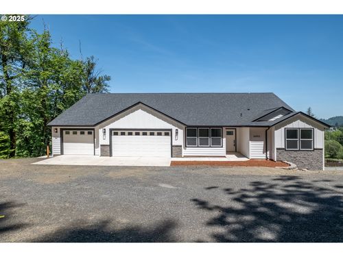 36953 Victory Dr, Lebanon, OR, 97355-9551 | Card Image