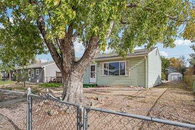 7856 Ladore Street, House other with 2 bedrooms, 1 bathrooms and 1 parking in Commerce City CO | Image 3