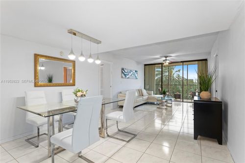 apt-532-20379 W Country Club Dr, Aventura, FL, 33180-4300 | Card Image