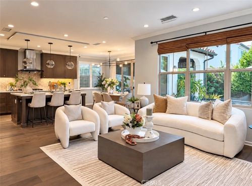 166 Frontier, Irvine, CA, 92620-7337 | Card Image
