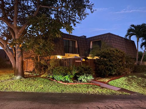 apt-a-1674 Forest Lakes Cir, WEST PALM BEACH, FL, 33406-5763 | Card Image