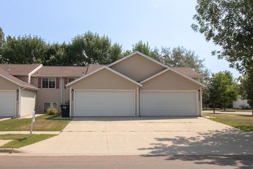 3442 32nd St S, Fargo, ND, 58104-5140 | Card Image