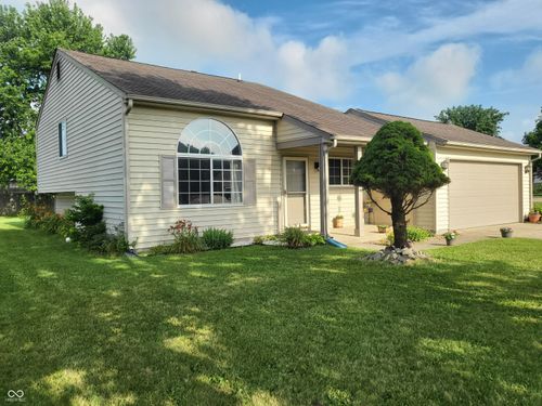 4734 Hackberry Drive, Columbus, IN, 47201 | Card Image