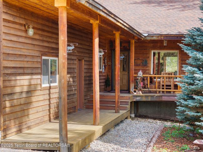256 Pierce Dr, House other with 4 bedrooms, 3 bathrooms and null parking in Etna WY | Image 5