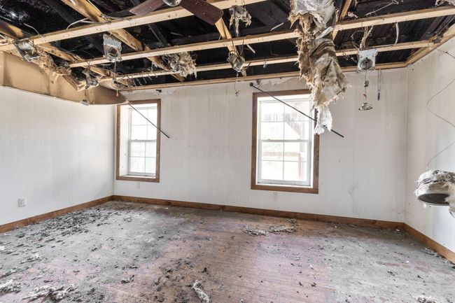 13427 State Route 374, House other with 3 bedrooms, 3 bathrooms and null parking in Rockbridge OH | Image 65
