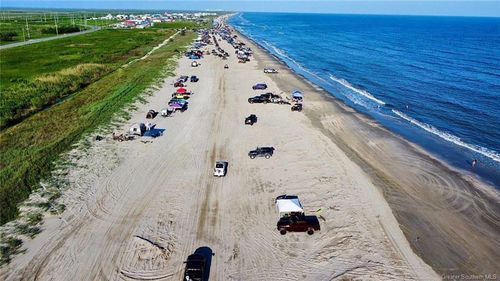 2727 Gulf Beach Hwy, Cameron, LA, 70631-4401 | Card Image