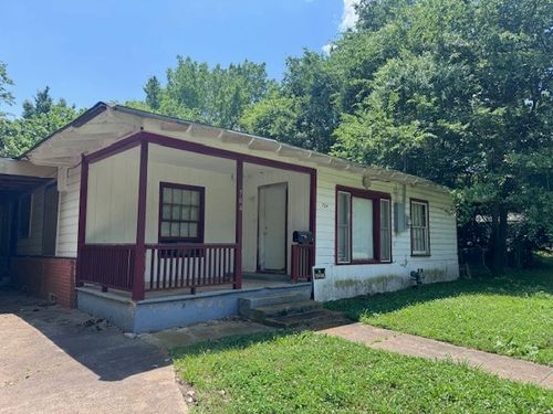 704 Cedar St, Paris, TX, 75460-0508 | Card Image