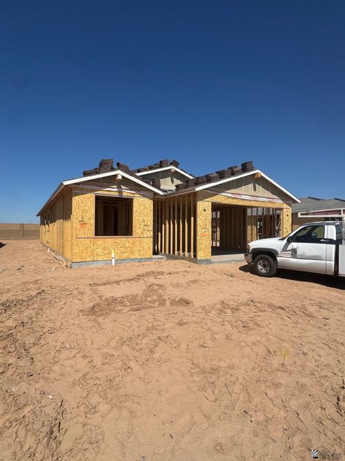 7712 E 35th St, Yuma, AZ, 85365-8211 | Card Image