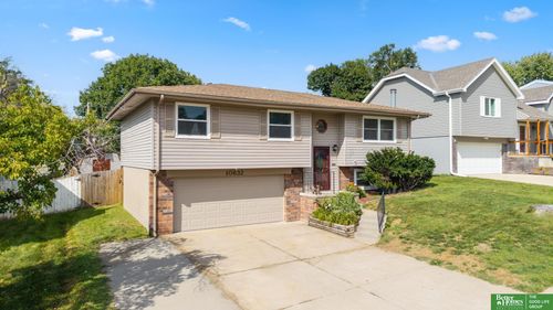 10632 Hartman Avenue, Omaha, NE, 68134 | Card Image