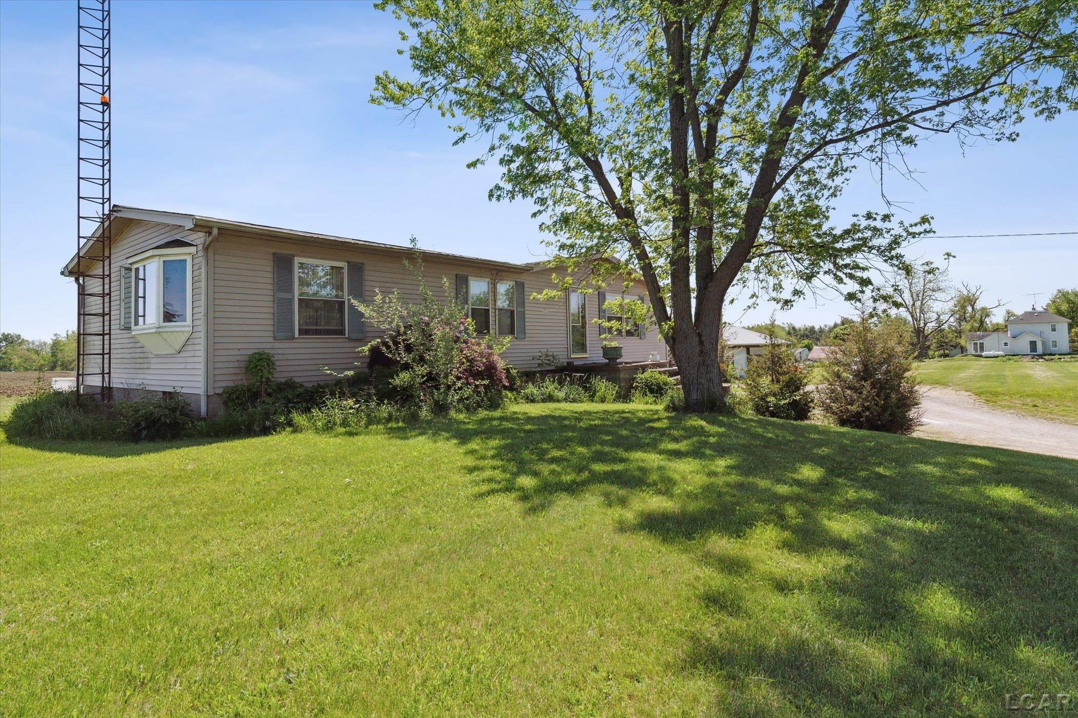 Meridian Rd, Hudson, MI 49247