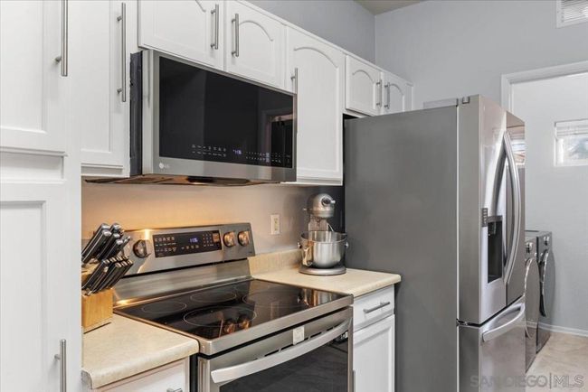 UNIT-2424 - 41410 Juniper St, Condo with 2 bedrooms, 2 bathrooms and 2 parking in Murrieta CA | Image 5